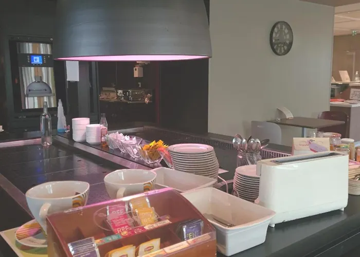 Brit Confort Nancy 3* Люневиль