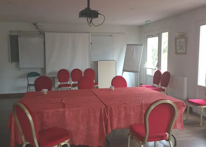 Отель Brit Confort Nancy