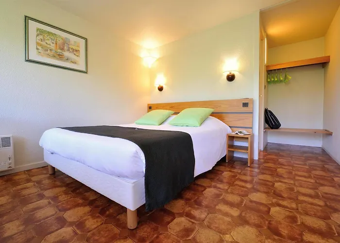 Отель Brit Confort Nancy